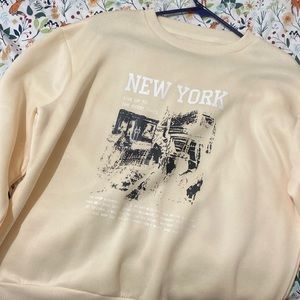 Sweatshirt